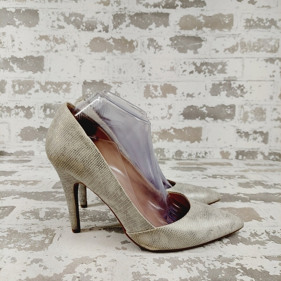 Guess Gray Silver Snakeskin Pattern Slip On Pointy Toe High Heels W281 - Picture 4 of 11